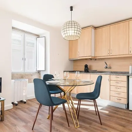 Rossio Sunny View Апартаменты Лиссабон